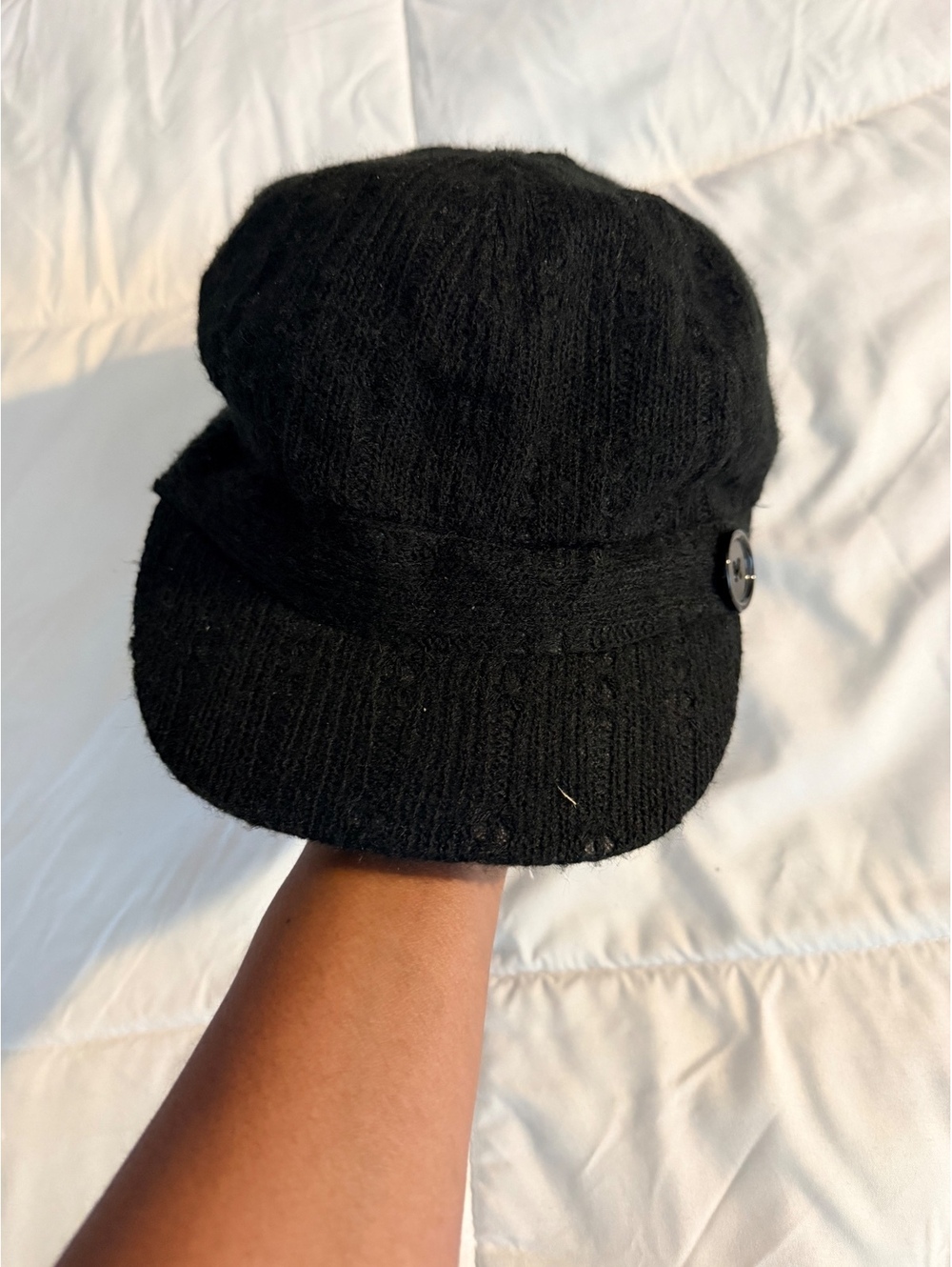 Unknown Black Knit Newsboy Cap with Buttons
